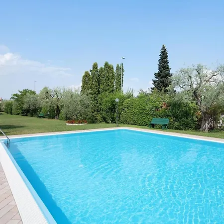 Apartment Zoe San Felice del Benaco