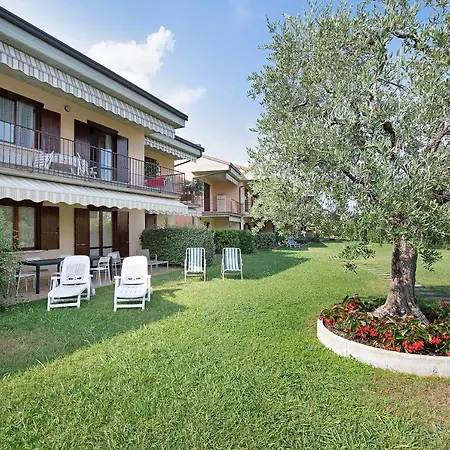 Apartment Zoe San Felice del Benaco